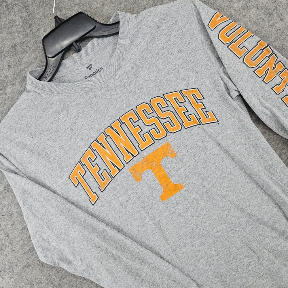 Fanatics Tennessee Volunteers Shirt Mens Small Gray Long Sleeve NCAA Graphic Tee
